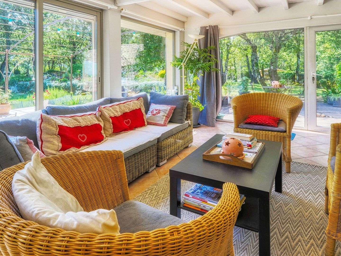 Caseneuve, Caseneuve foto-6