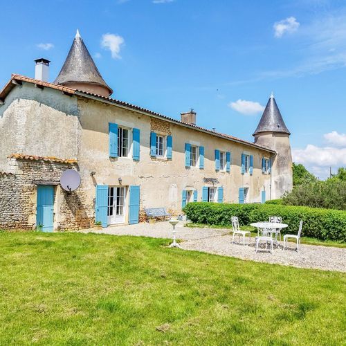 Civray, Civray foto-1