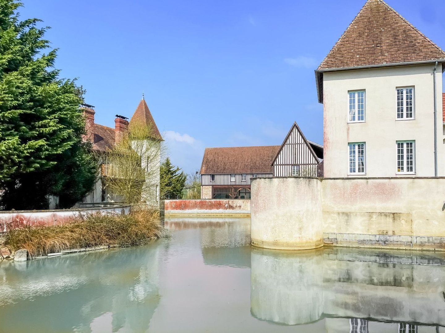 Lessard-et-le-Chêne, Lessard-et-le-Chêne foto-2