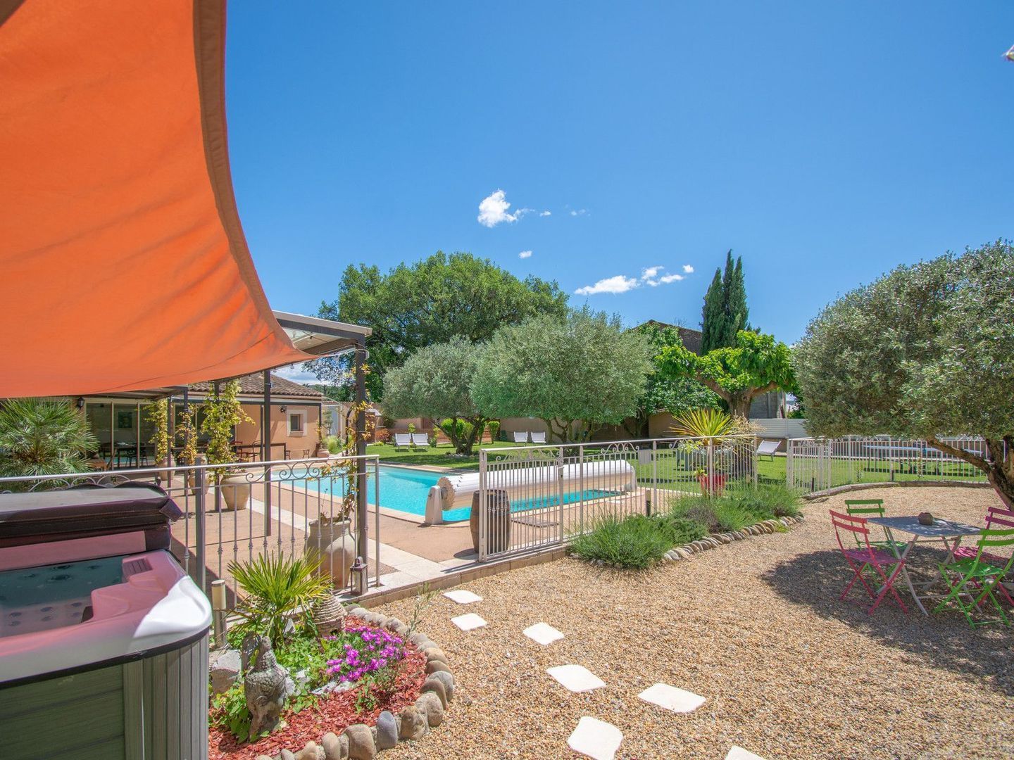 Les Mées, Les Mées foto-8