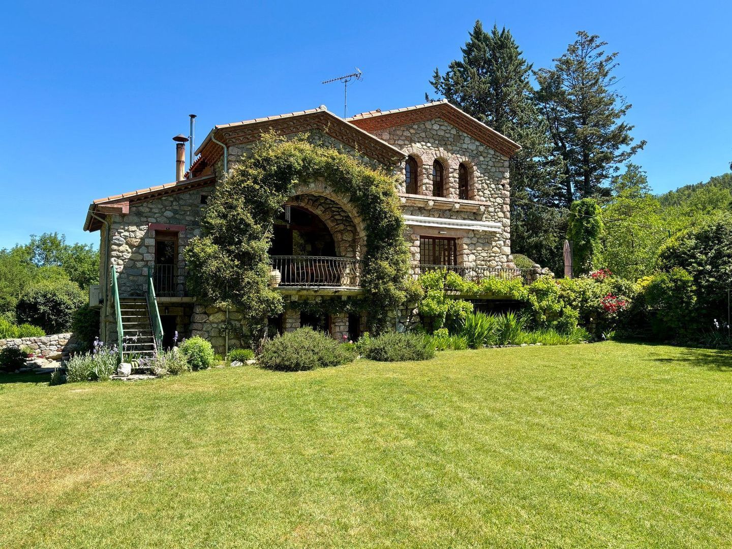 Fuilla, Fuilla foto-0