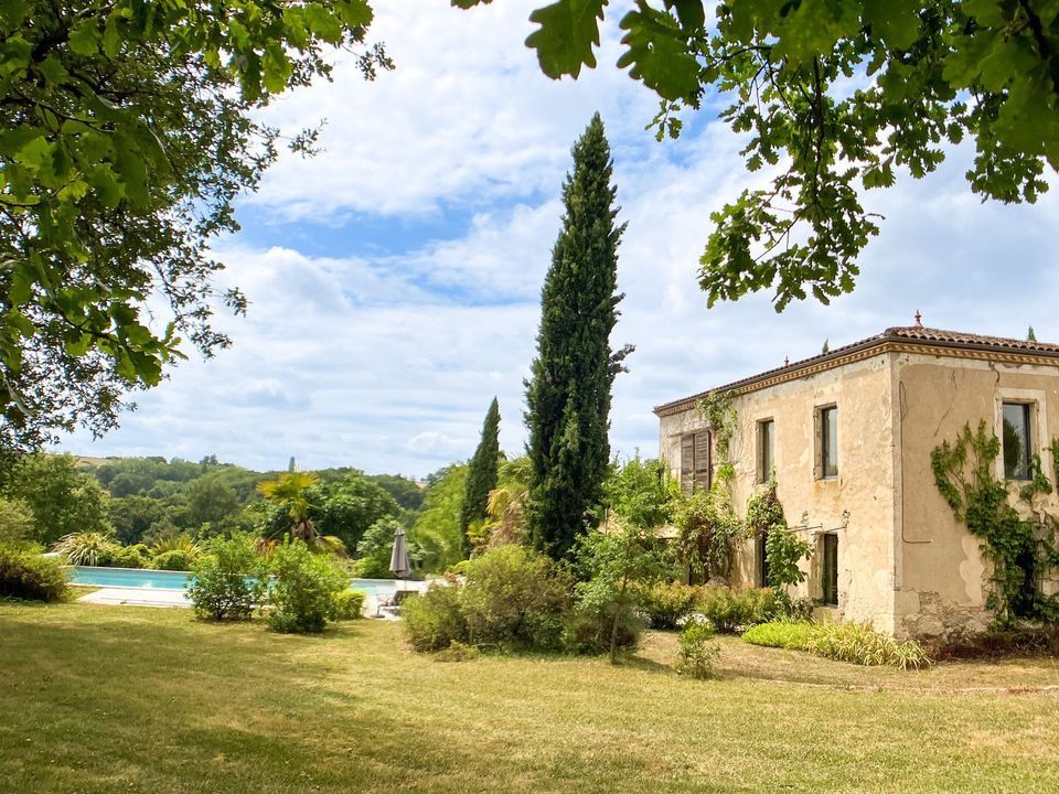 Espiens, Espiens foto-2