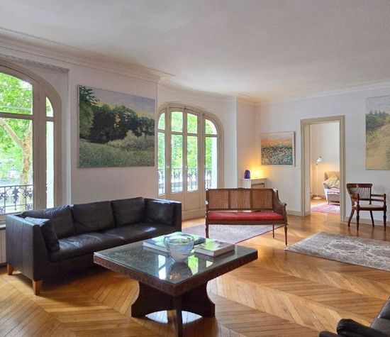 62 Avenue De New York, Paris