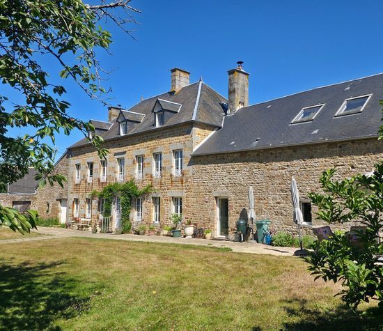 Athis-Val de Rouvre, Athis-Val de Rouvre