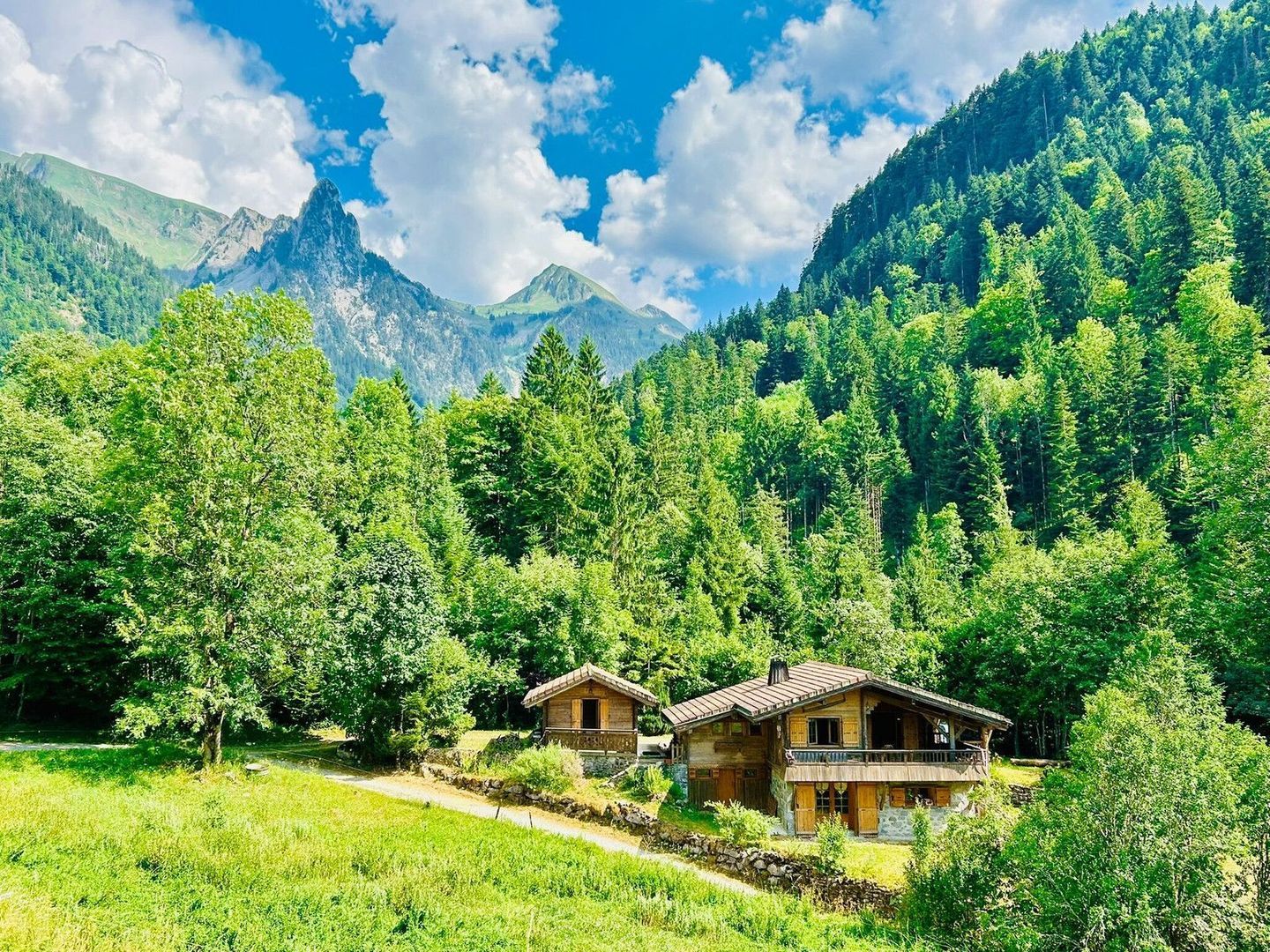 Manigod, Manigod foto-0