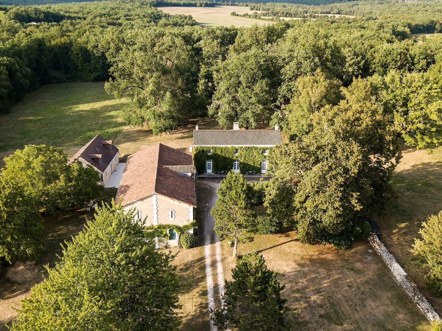 Négrondes, Négrondes foto-0