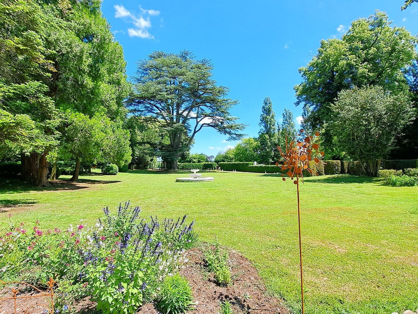 Trogues, Trogues foto-6