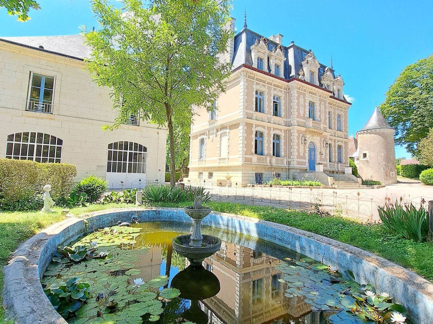 Trogues, Trogues foto-1