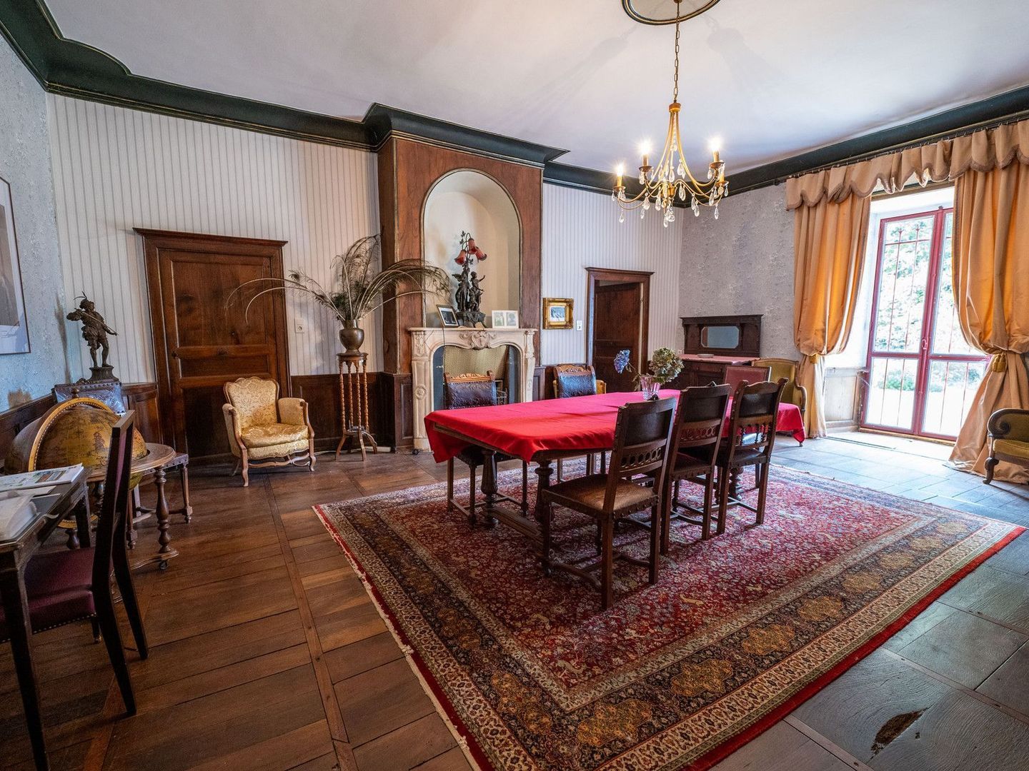 Uzerche, Uzerche foto-5