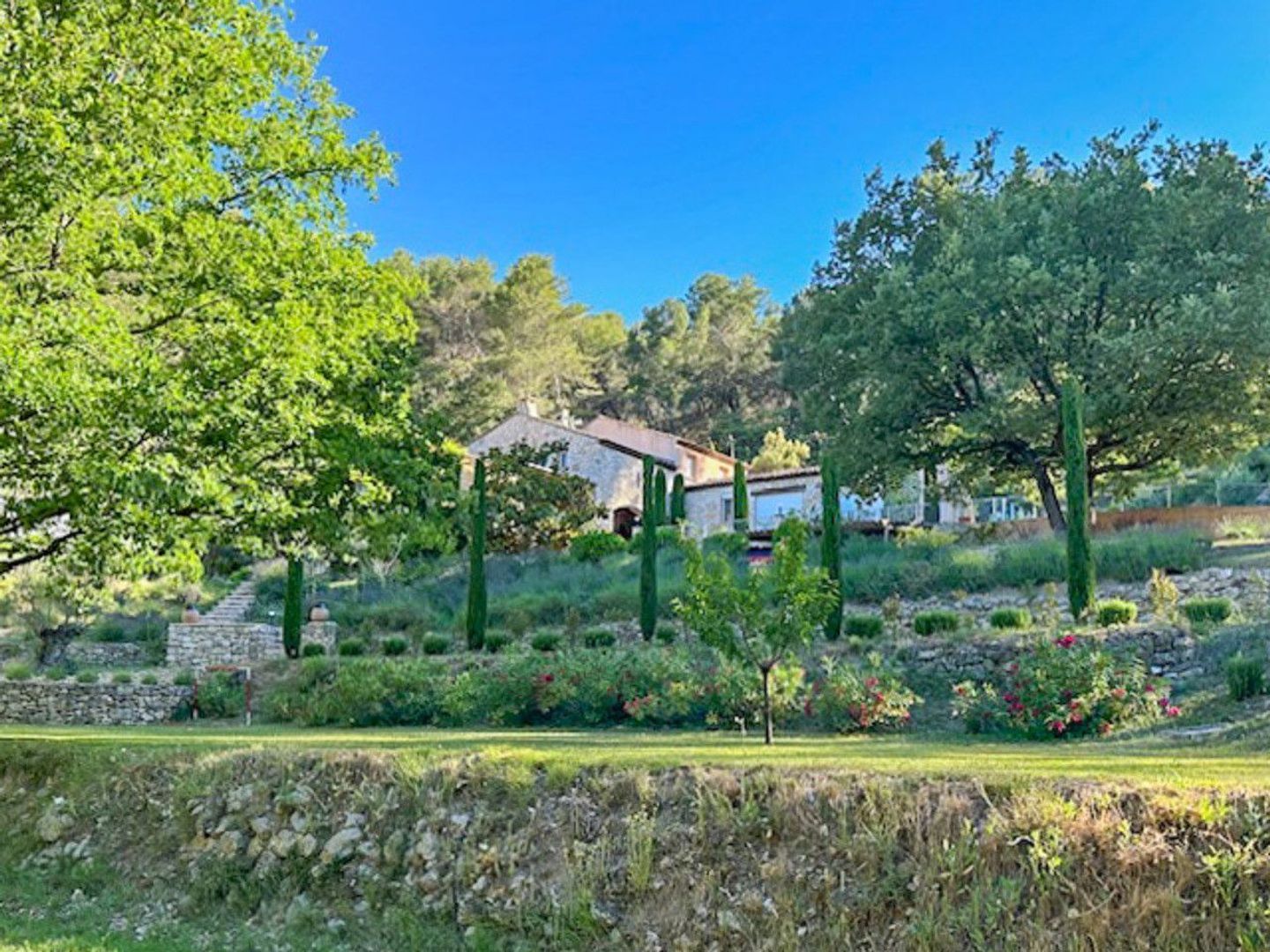 Auriol, Auriol foto-2