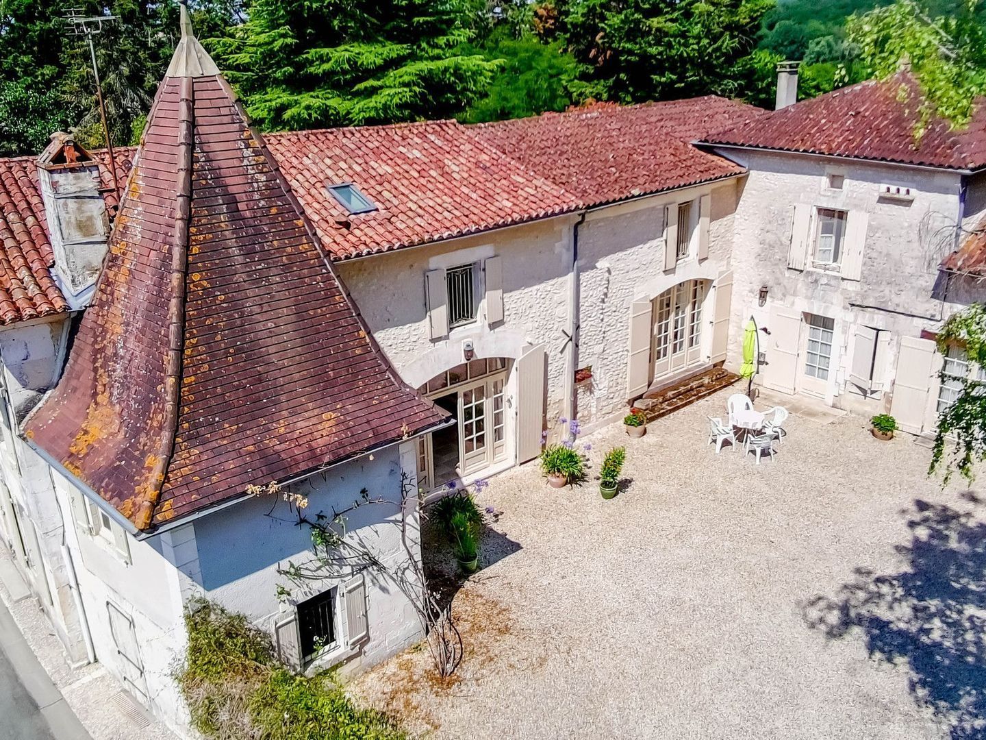 La Chapelle-Grésignac, La Chapelle-Grésignac foto-0