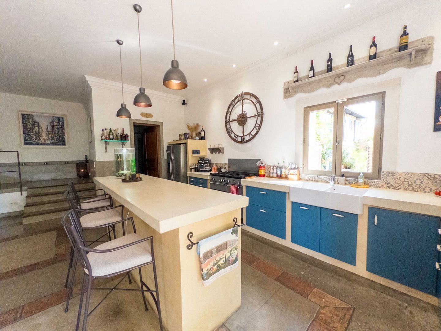 Neffiès, Neffiès foto-8