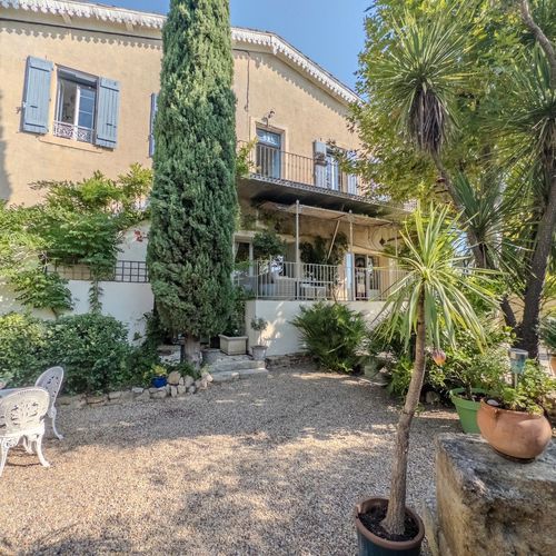 Neffiès, Neffiès foto-1