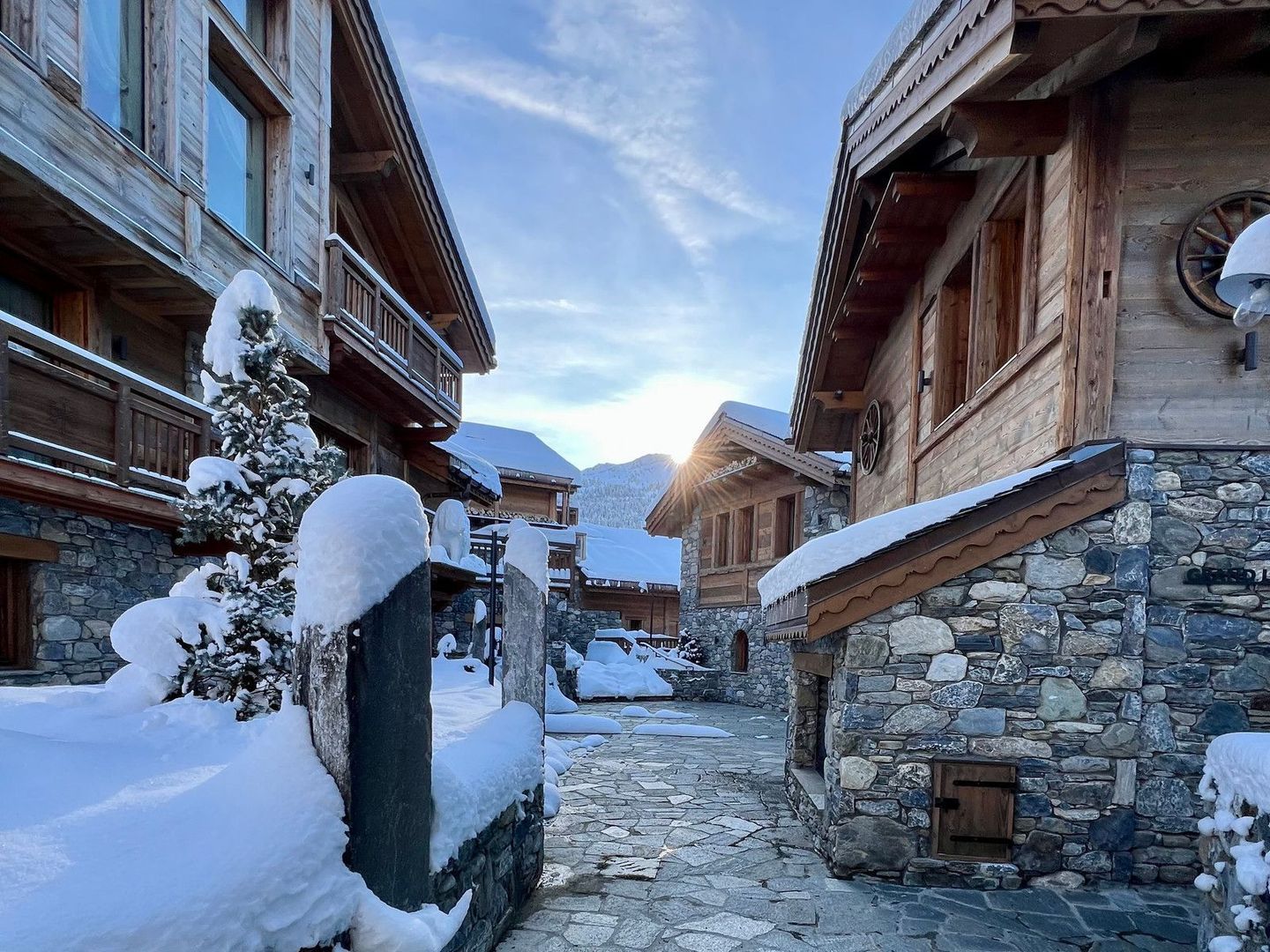 Les Allues, Les Allues foto-1