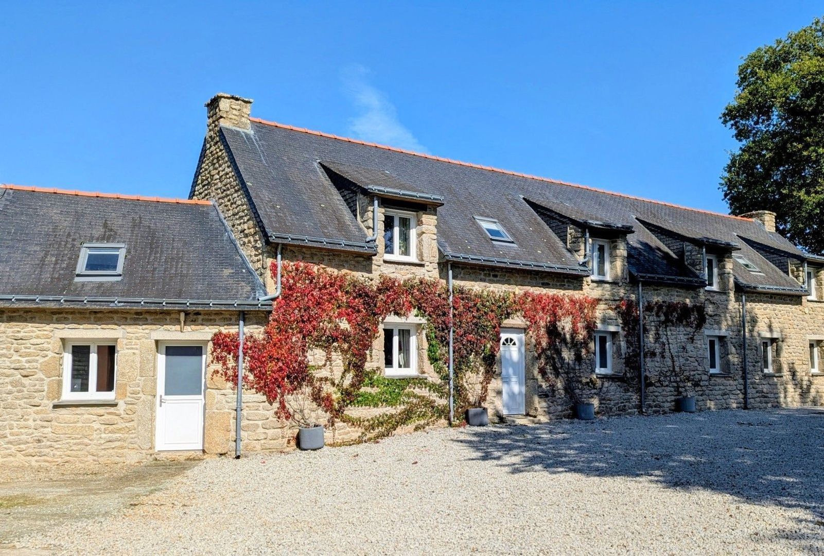 Plouray, Plouray foto-1