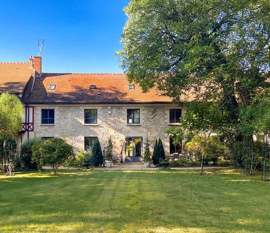 14 Rue De Neuville, Cergy