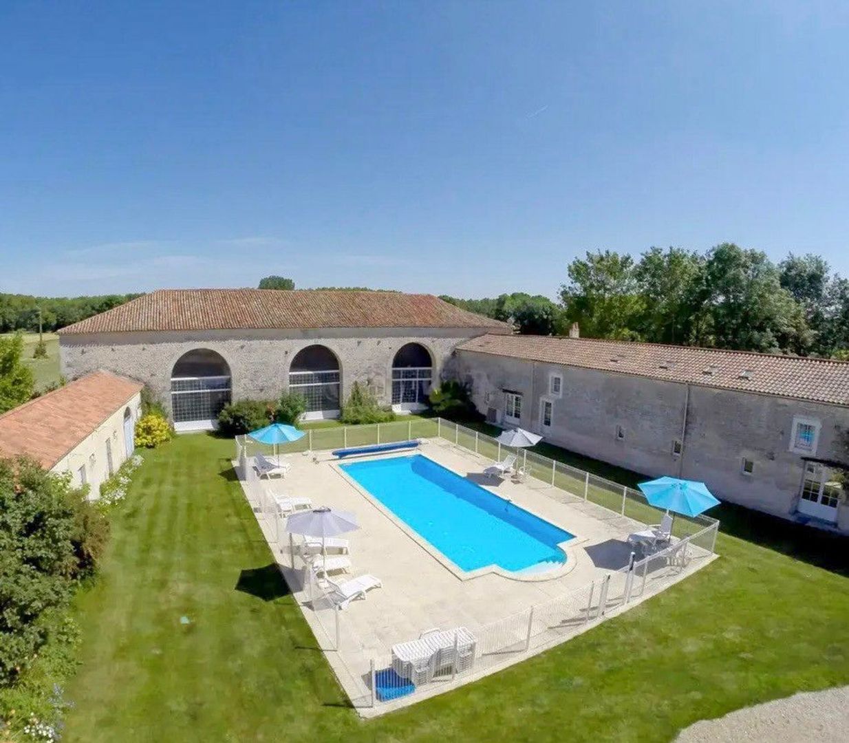 Surgères, Surgères foto-1