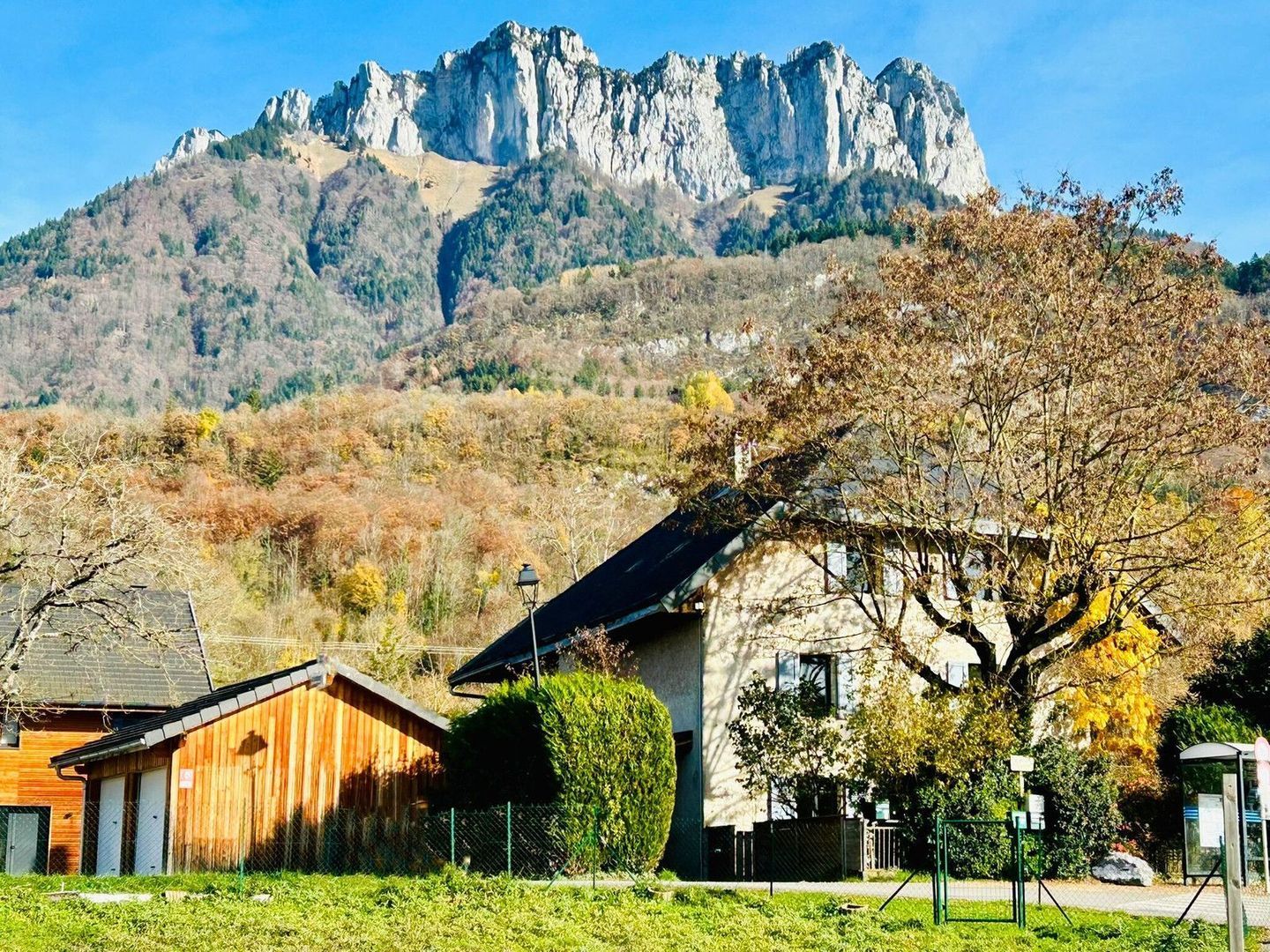 Menthon-Saint-Bernard, Menthon-Saint-Bernard foto-1