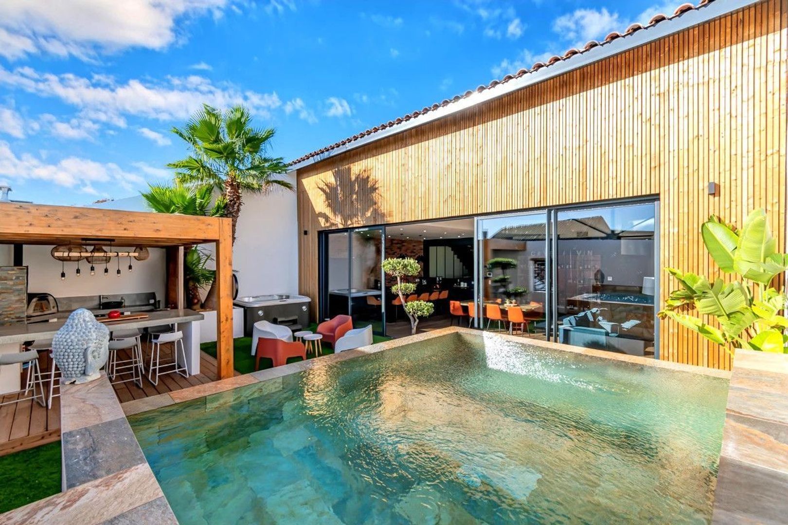 Coursan, Coursan foto-1