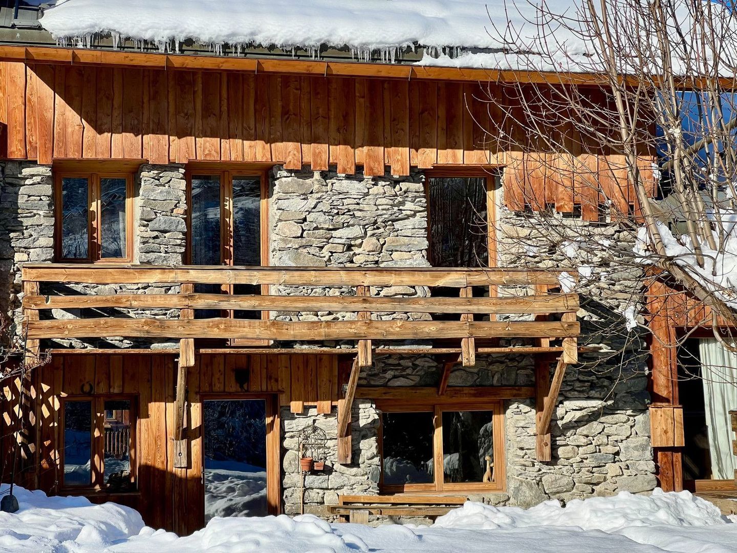 Les Allues, Les Allues foto-0