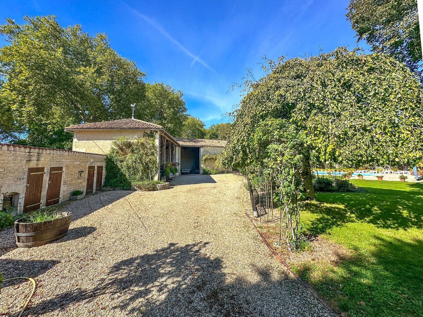 Bazauges, Bazauges foto-6