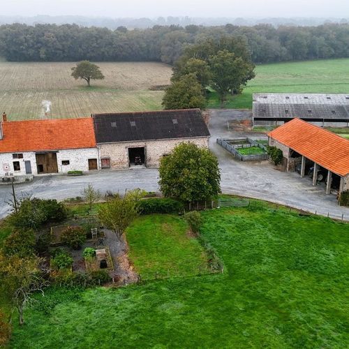 Lathus-Saint-Rémy, Lathus-Saint-Rémy foto-1