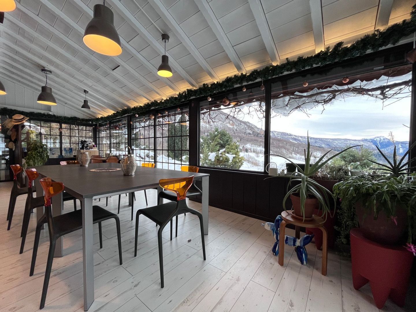 Les Déserts, Les Déserts foto-2