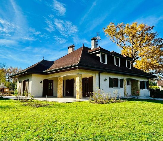 Reignier-Ésery, Reignier-Ésery