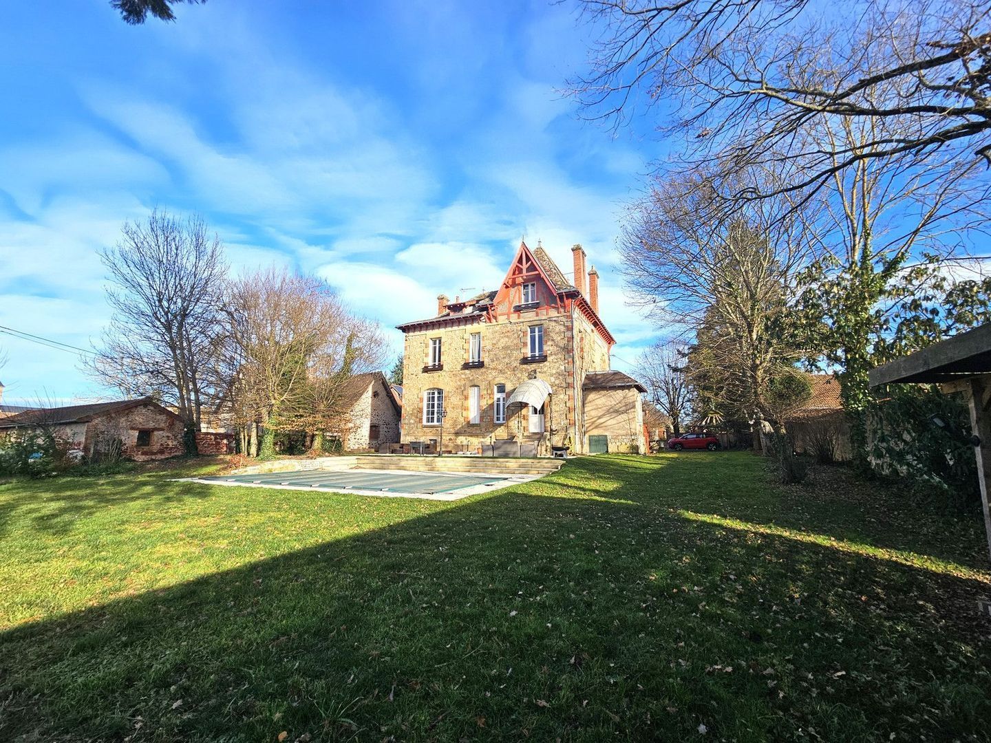 Cosne-d'Allier, Cosne-d'Allier foto-1