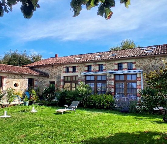 Bazoges-en-Pareds, Bazoges-en-Pareds