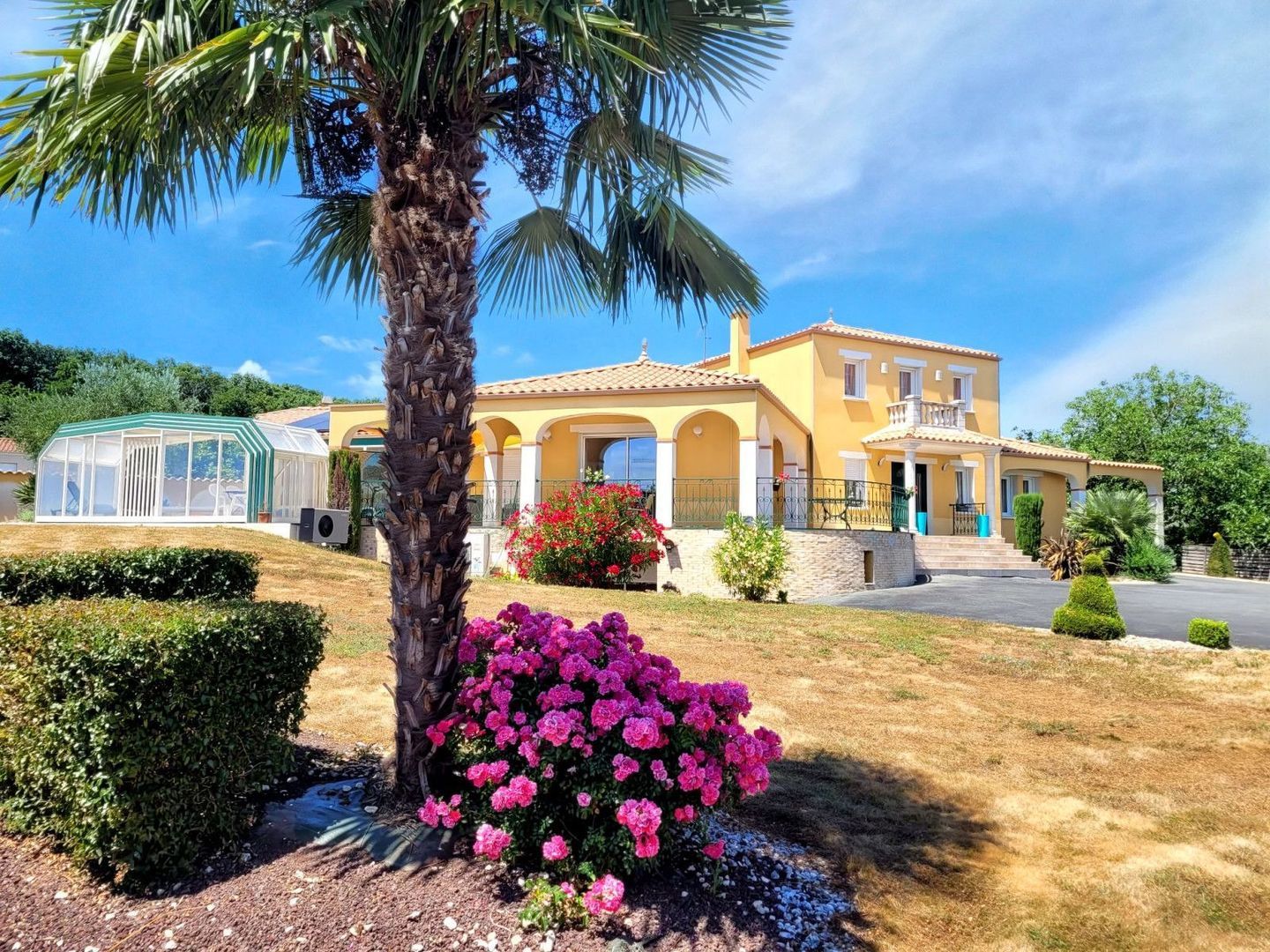 Chantonnay, Chantonnay foto-0