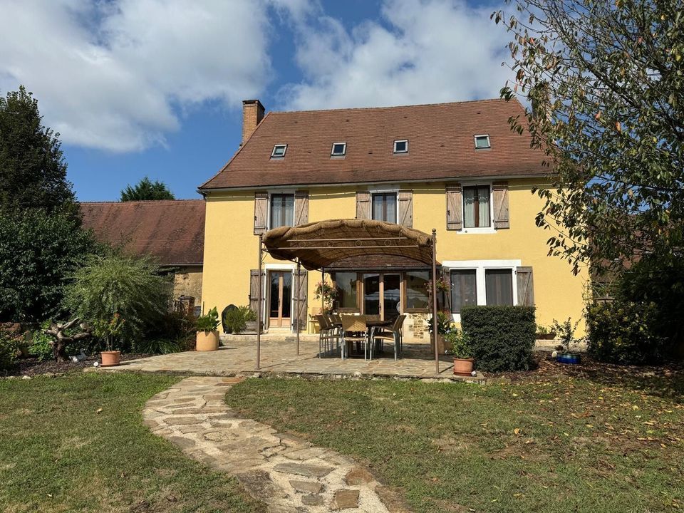 Saint-Paul-la-Roche, Saint-Paul-la-Roche foto-3