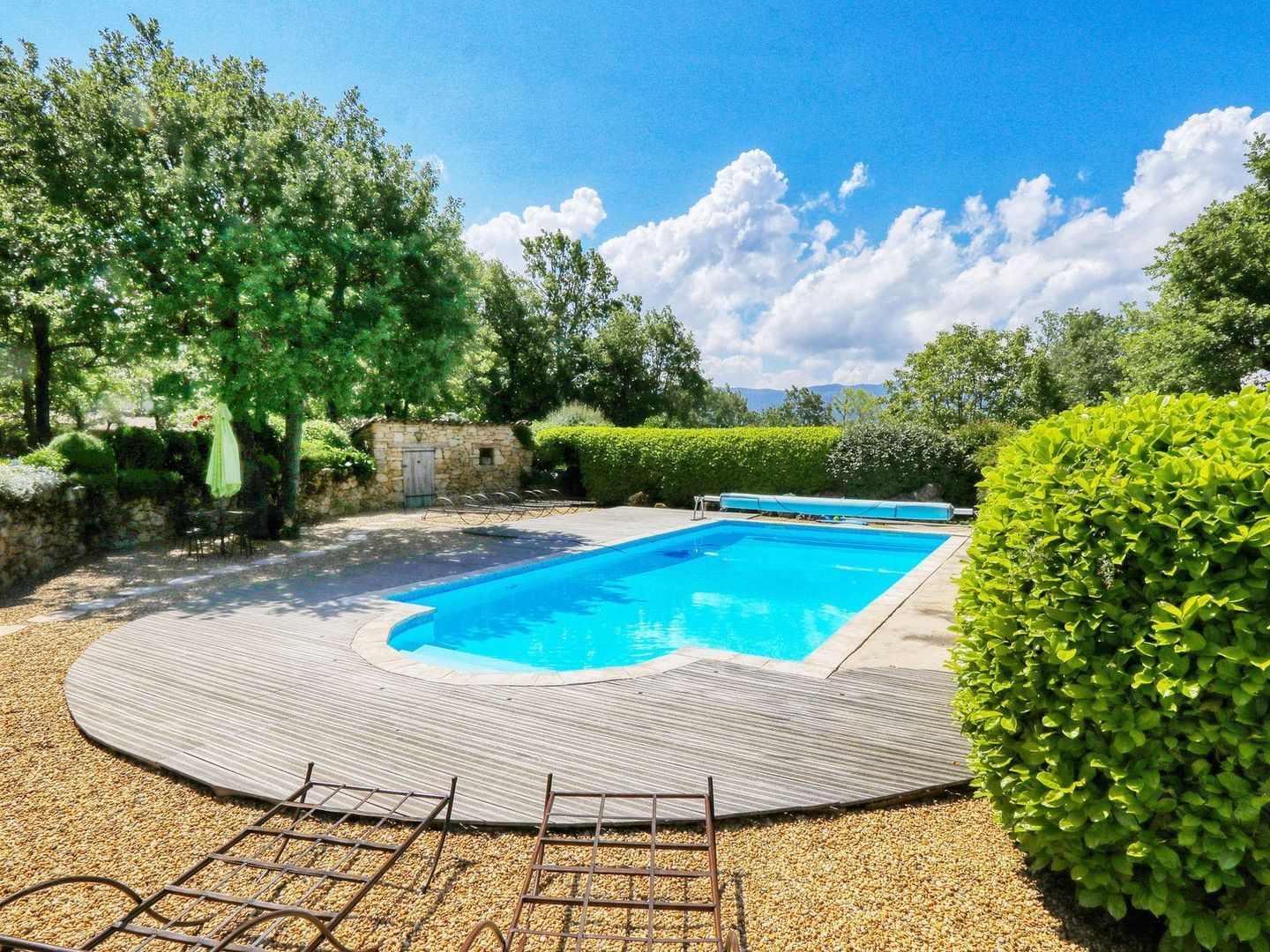 Caseneuve, Caseneuve foto-2