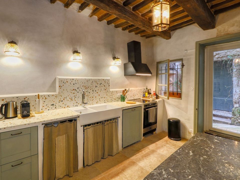 Saint-Saturnin-lès-Apt, Saint-Saturnin-lès-Apt foto-2