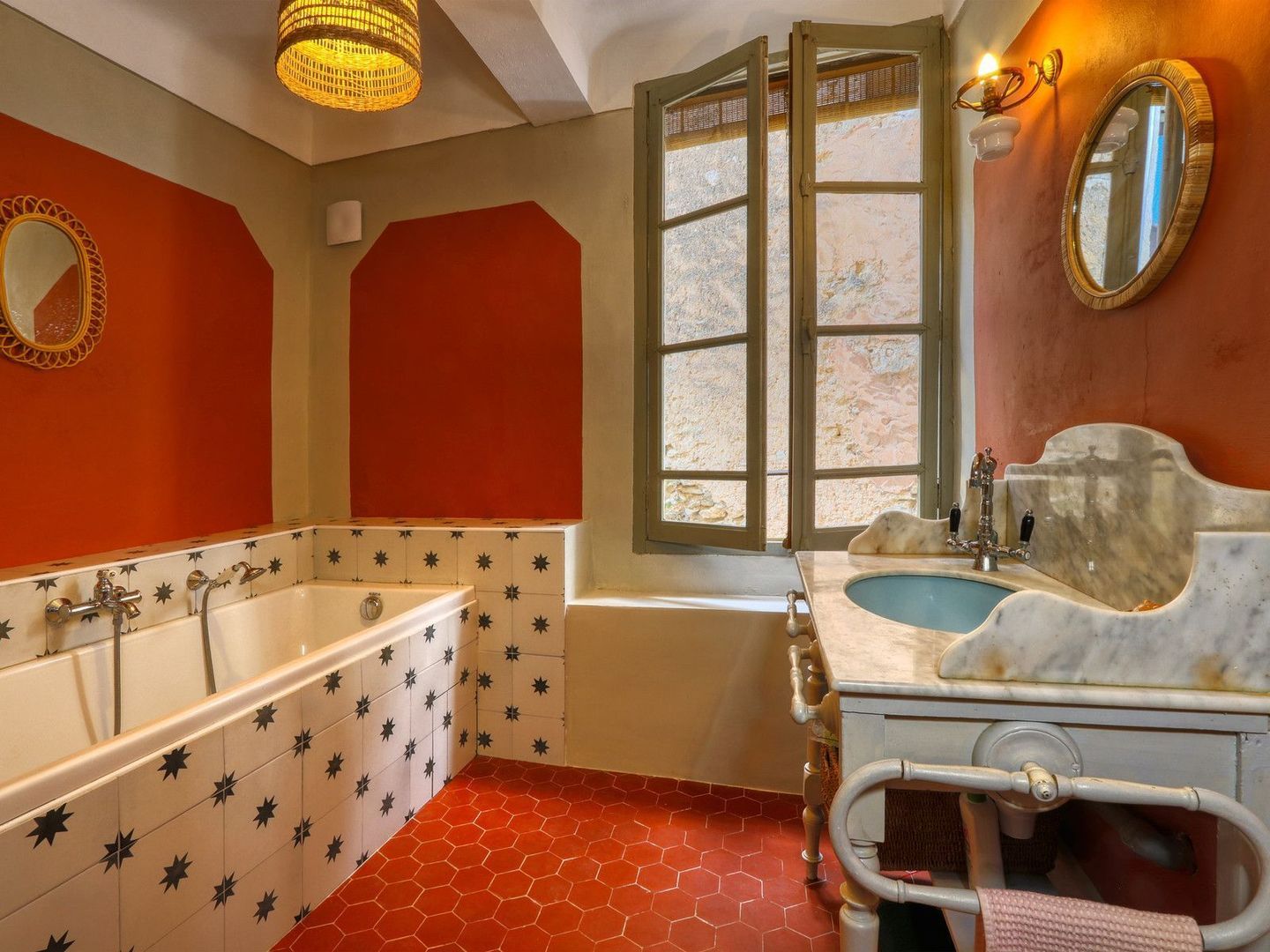 Saint-Saturnin-lès-Apt, Saint-Saturnin-lès-Apt foto-6