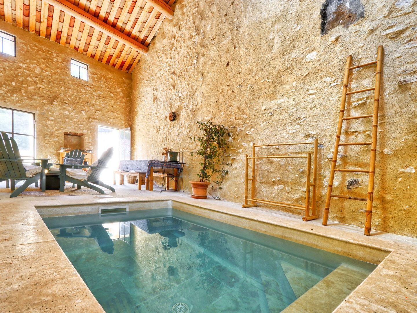 Saint-Saturnin-lès-Apt, Saint-Saturnin-lès-Apt foto-8