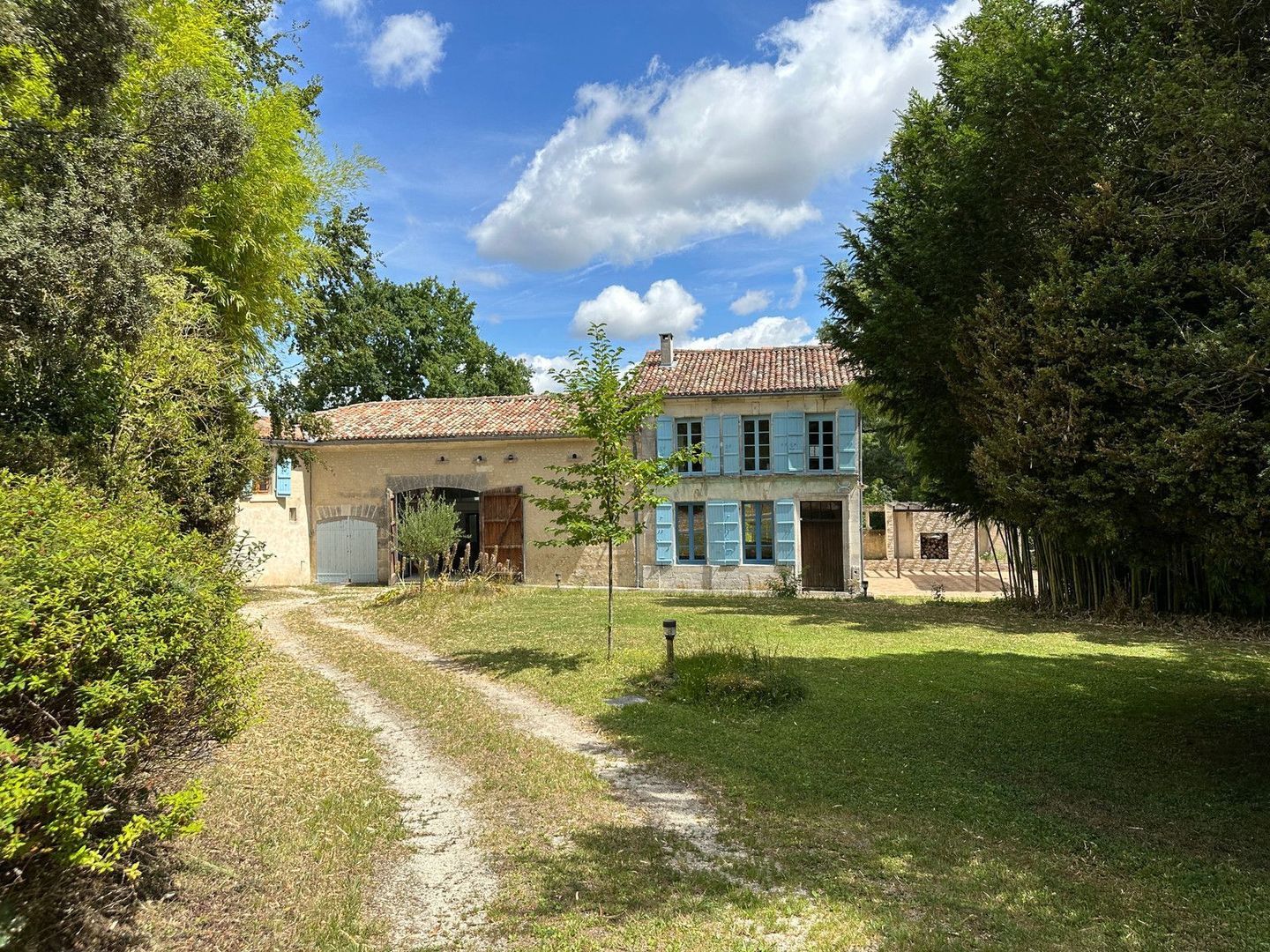 Barbezieux-Saint-Hilaire, Barbezieux-Saint-Hilaire foto-9