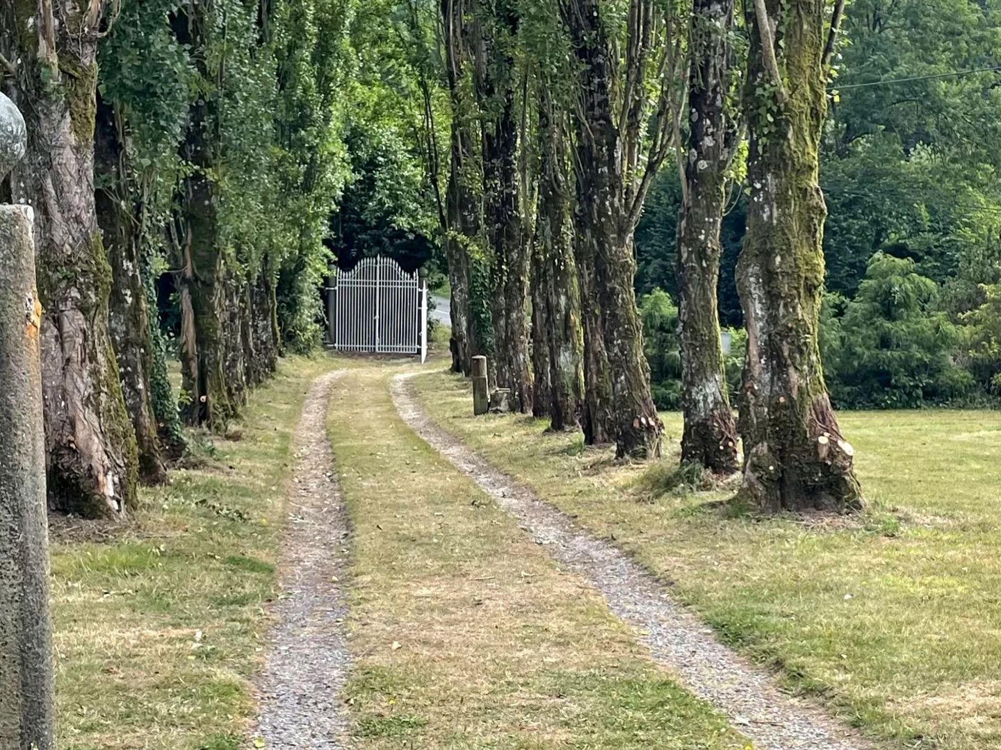 Athis-Val de Rouvre, Athis-Val de Rouvre foto-1