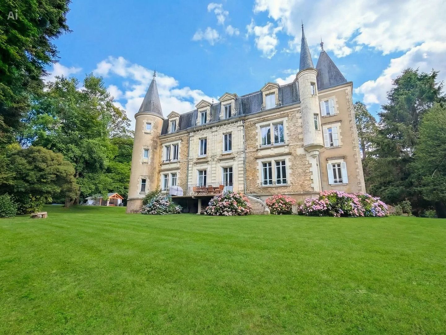Saint-Germain-les-Belles, Saint-Germain-les-Belles foto-0