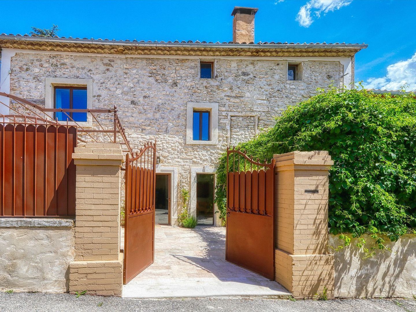 Rustrel, Rustrel foto-0