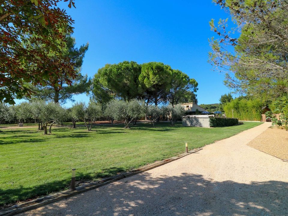 Uzès, Uzès foto-3