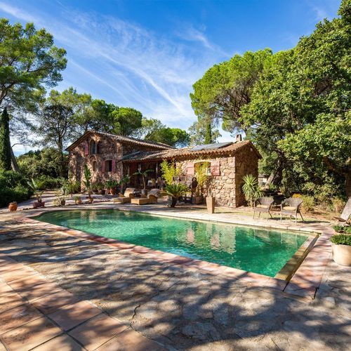 Roquebrune-sur-Argens, Roquebrune-sur-Argens foto-1