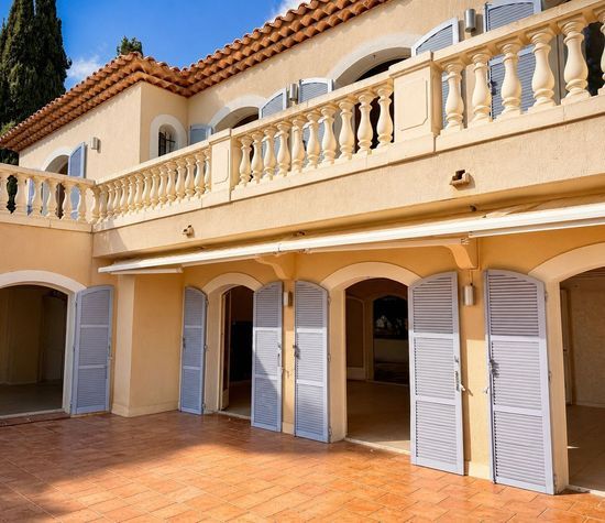 Saint-Jean-Cap-Ferrat, Saint-Jean-Cap-Ferrat
