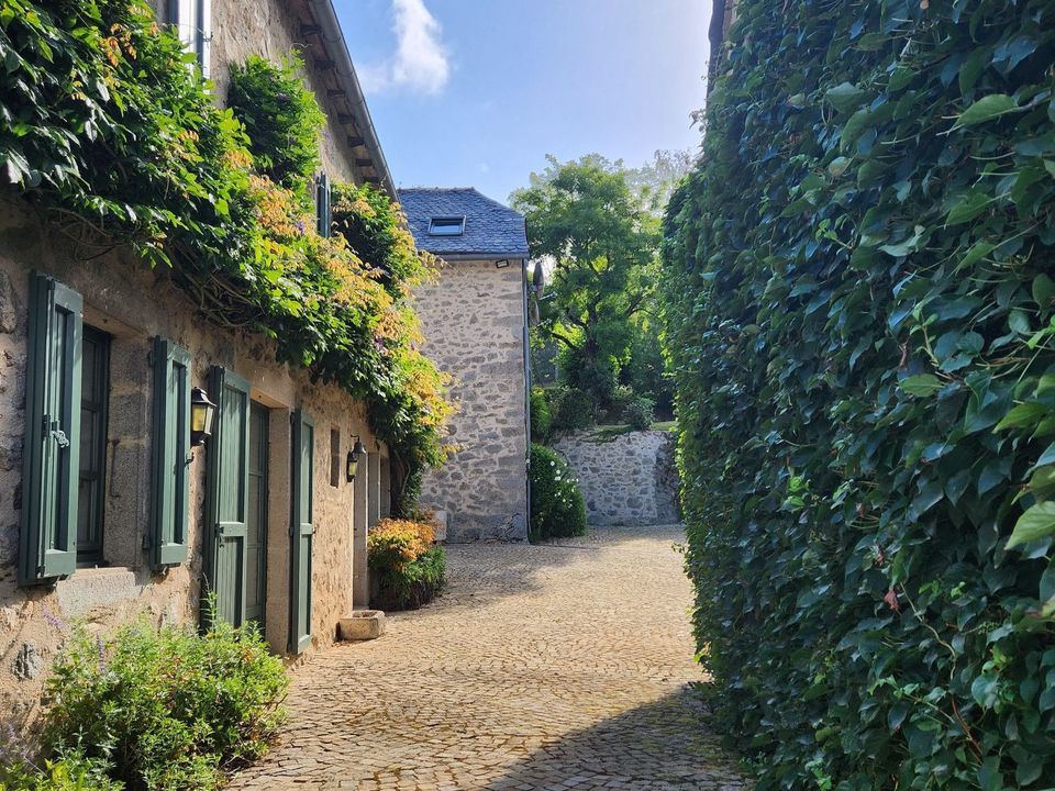 Lescure-Jaoul, Lescure-Jaoul foto-3