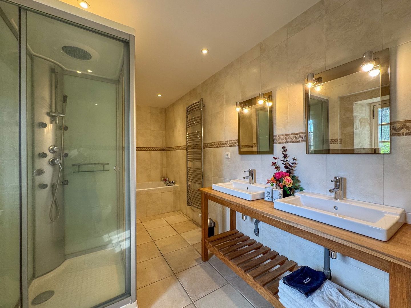 Saint-Hilaire-des-Loges, Saint-Hilaire-des-Loges foto-9