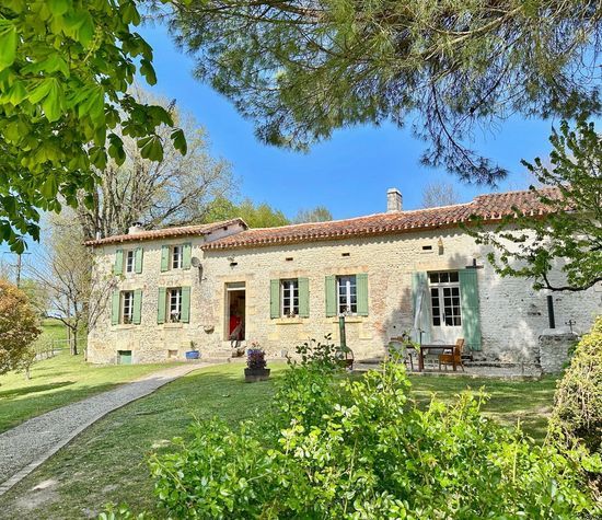 Saint-Romain, Saint-Romain