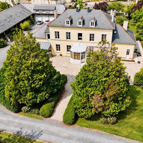 Falaise, Falaise foto-1