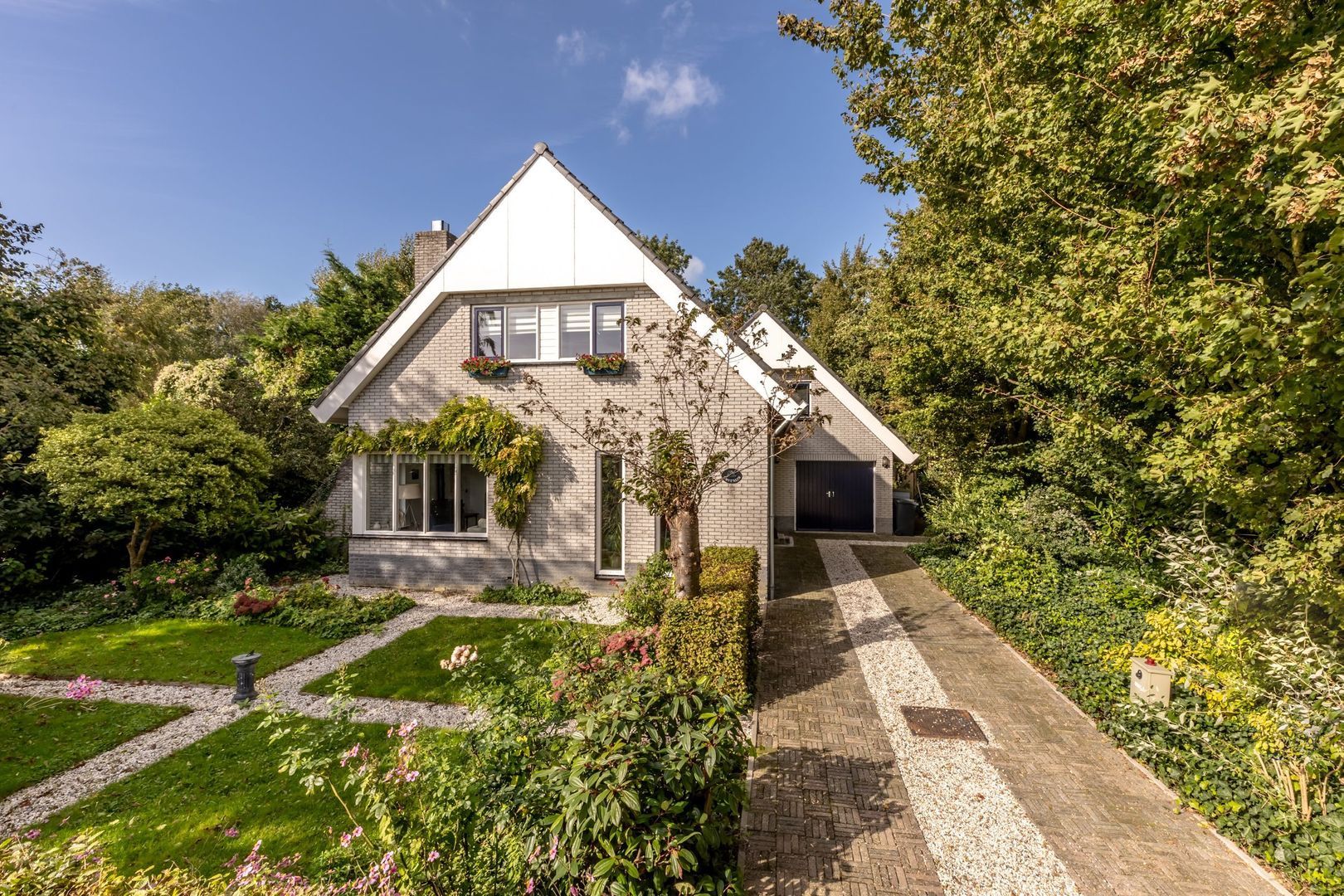 Sluisweg 8 a, Hellevoetsluis foto-1