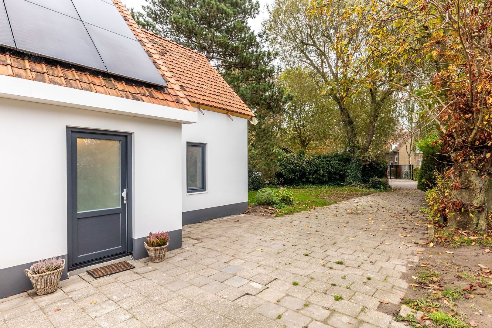 Middelweg 10, Rockanje foto-8