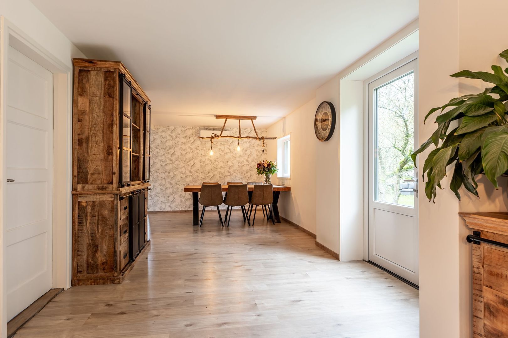 Middelweg 10, Rockanje foto-10